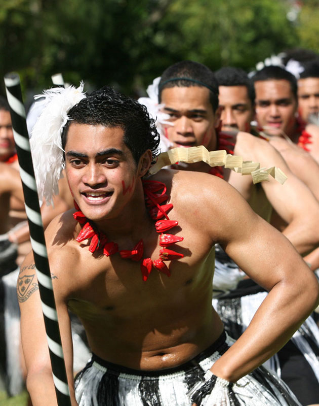 Tongan Men Kailo Dances