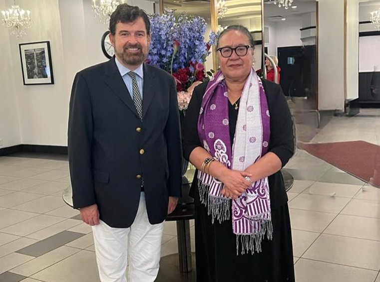 Tongan Consul General Anthony Bailey meets Tongan Prime Minister at United Nations General Assembly - Consulate General of the Kingdom of Tonga in Portugal