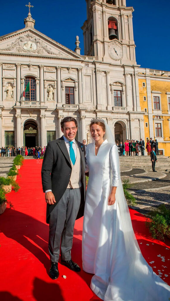 O Cônsul Geral de Tonga, Anthony Bailey, assiste ao casamento real português em Mafra - Consulate General of the Kingdom of Tonga in Portugal