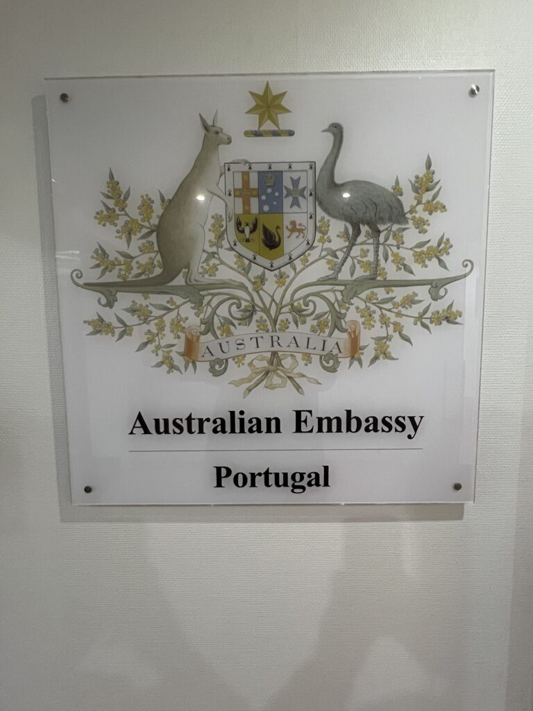 Cônsul Geral de Tonga Anthony Bailey visita o Embaixador da Austrália em Portugal - Consulate General of the Kingdom of Tonga in Portugal