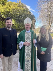 Hon Consul General calls on Irish and Vatican diplomatic missions and visits Australian Parliament - Consulate General of the Kingdom of Tonga in Portugal