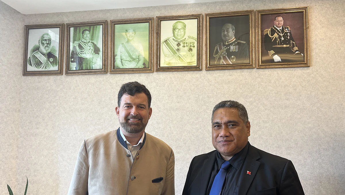 Consul General attends meetings at the Foreign Ministry and visits Palace Office - Consulate General of the Kingdom of Tonga in Portugal