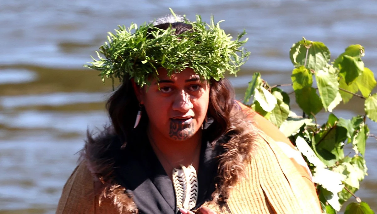 Maori King dies. King of Tonga attends funeral - Consulate General of the Kingdom of Tonga in Portugal